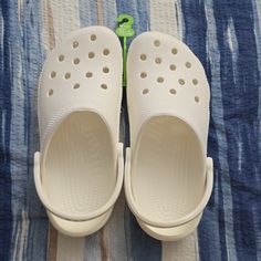 Nwt Crocs Classic Unisex Clogs Color: White Size: 8 Womens 6 Mens White Crocs, Pink Crocs, Shoes Crocs, Blue Flip Flops, Dress Purse, Women's Crocs, Ankle Strap Wedges, Womens Sandals Wedges, Black Wedge