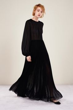 Adam Lippes Pre-Fall 2016 Collection - Vogue Pre Fall 2016, Adam Lippes, Fall Fashion 2016, Fashion Portrait, 2016 Fashion, Fall 2016, Pre Fall, Playing Dress Up, Yorkie