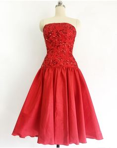 1960s Red Dress, 80s Red Gown, Retro Red Gathered Skirt, Vintage Red Fitted Petticoat, 80’s Pink Prom Dress, You're Next, Vintage Evening Gowns, Wide Skirt, Prom Dresses Gowns