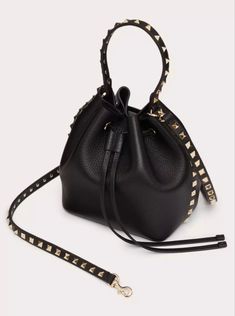 Formal Leather Bags With Studs, Leather Evening Bag With Rivets, Studded Leather Crossbody Bag, Evening Leather Bag With Rivets, Pebbled Leather Bucket Bag, Designer Leather Shoulder Bag With Studs, Valentino Rockstud, Valentino Women, Leather Bucket Bag