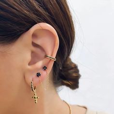 Ear Piercing Simple, Curated Ear Piercing, Piercing Simple, Ear Bar, Spooky Earrings, Double Stud, Talisman Jewelry, Chain Earring, Ear Stack