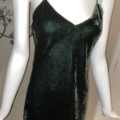 Dress Green Midi-length Slip Dress For Party, Green Midi Length Slip Dress For Party, Green Knee-length Slip Dress For Date Night, V-neck Velvet Evening Dress, Elegant Knee-length Green Slip Dress, Elegant Spring Velvet Dress, Green Spaghetti Strap Midi Dress For Cocktail, Green Mini Evening Dress, Chic Velvet Dress For Spring Evening