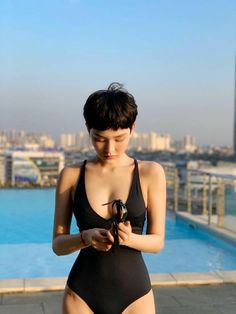 #pixiecuts #cottonpixiecuts #haircutsforgirls Best Trendy Cotton Pixie Haircut For Girls On this, you will find100+ Amazing collections of Cotton pixie haircuts ideas and how Bob Haircuts guide Hottest Chin-length Graduated Bob Haircuts https://youtu.be/2g4diEbyrnY Hairstyles Long Hair || long hairstyle girl for wedding https://youtu.be/vMFw_bJHPgY Short Hair Tomboy, Really Short Hair, Shot Hair Styles