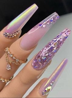 Stilleto Nails Designs, Nail Design Glitter, Nails Design With Rhinestones, Stiletto Nails Designs, Bling Nails, Dope Nails, Best Acrylic Nails, Purple Nails, Long Acrylic Nails