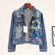 Spring Denim Embellished Outerwear, Spring Embellished Denim Outerwear, Embellished Blue Denim Jacket For Spring, Spring Embellished Blue Denim Jacket, Denim Jacket Embroidery, Party Jeans, Long Sleeve Jean Jacket, Top Azul, Embellished Denim Jacket