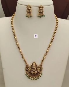 Simple Temple Jewellery, Short Chains Gold, Simple Haram Designs Gold, Short Haram Designs Gold, Malabar Gold Jewellery Necklaces, Short Necklace Designs Gold, Pendent Designs Gold, Chain Designs Gold, Short Gold Necklace