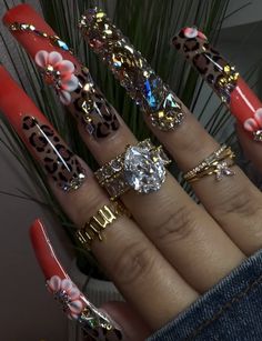 Full Crystal Nails, Xxl Junk Nails, Bling Junk Nails, Nails 90s Aesthetic, Red Freestyle Acrylic Nails, Red Junk Nails, Nail Designs Baddie, Junk Nails Bling, Colorful Nails Acrylic