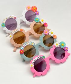 Childrens Personalized Sunglasses Flower Sunglasses Custom - Etsy Summer Vacation Photoshoot, Diy Sunglasses, Beaded Sunglasses, Personalized Sunglasses, Flower Sunglasses, Party Favors For Kids Birthday, 10th Birthday Parties, Girl With Sunglasses, Letter Beads