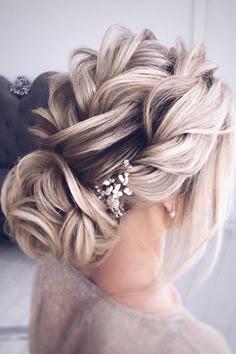 Wedding Hairstyles Bride, Braided Prom Hair, Simple Wedding Hairstyles, Trendy Wedding Hairstyles, Wedding Hair Inspiration, Braided Hairstyles Updo, Penteado Cabelo Curto, Braided Hairstyles For Wedding, Wedding Hairstyles Updo