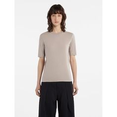 Frame Shirt SS Women's | Arc'teryx Relaxed Fit Merino Wool Tops For Work, Wool Crew Neck Top For Work, Fitted Merino Wool Crew Neck Tops, Spring Wool Crew Neck Tops, Thermal Comfort, Fibres Textiles, Form Design, Hip Length, Fitness Models