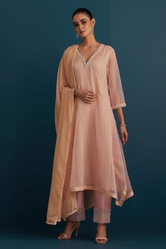 Shop for House of Pink Pink Organza Kurta Set With Chanderi Dupatta for Women Online at Aza Fashions Organza Kurti Designs Latest, Organza Kurti Designs, Organza Kurti, Organza Kurta, Chanderi Dupatta, Organza Suits