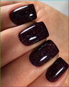 Revamp your nails this season with 15 wild chrome nails for summer ideas that'll make your mani pop! Dark Gel Nails Ideas, Dark Nails Glitter, Dark Purple Nails With Glitter, Dark Glitter Nails, Dark Short Nails, Short Dark Nails, Dark Gel Nails, Nails With Glitter, Weak Nails