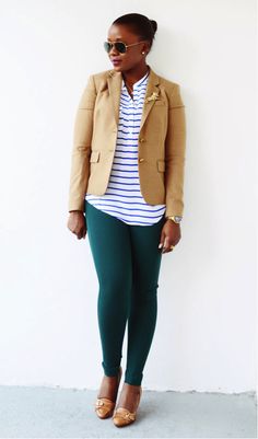 emerald pants, camel coat and stripes {love this casual outfit} #fashion Teal Pants Outfit Work, Green Color Combinations Outfit, Emerald Green Color Combinations, Fashion Checklist, Emerald Pants, Boss Attire, Pants Outfit Work