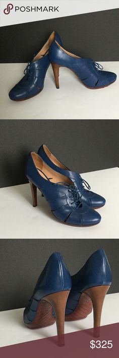 Bottega Veneta high heels lace up shoes Deep blue leather outside, tan leather inside, brown heels Bottega Veneta Shoes Heels Bottega Veneta Shoes, Brown Heels, Up Shoes, Womens Oxfords, Lace Up Shoes, Blue Leather, Deep Blue, Bottega Veneta, Tan Leather