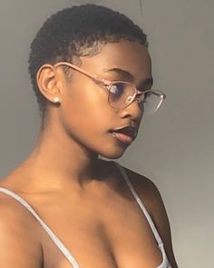 Buzz Cut Black Women 4c Hair, Buzz Cut On Black Women, 4c Buzz Cut Black Women, Low Cut Hair Black Women 4c, Girl Haircuts Short, Buzz Cut Hairstyles Woman, Jerry Curls Natural Hair Short, Black Women Shaved Head, Short Hair Black Women 4c