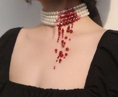 Dripping Blood, قلادات متدلية, Detail Couture, Smink Inspiration, Diy Vetement, Fantasy Jewelry, Pearl Choker, Jewelry Inspo, Pretty Jewellery