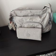 Medium Sized Purse And Wallet Set In Grey. Used Less Than A Dozen Times. In Excellent Condition. Purse And Wallet Set, Grey Purse, Kipling Bags, Aesthetic Themes, Casual Bags, Crossbody Bags, Bag Lady, Purse, Wallet