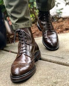 Lace Up Leather Boots, Brown Brogues, Gentleman Shoes, Brogue Boots, Boots Patterns, Mens Fashion Smart, High Ankle Boots, High Leather Boots, Mens Boots Fashion