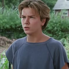 Danny Pope, Mens Haircuts Straight Hair, 90s Hairstyles Men, Medium Length Blonde, Running On Empty, Blonde Hair Boy, Movies Videos, Middle Part Hairstyles, River Phoenix