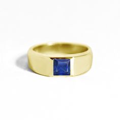 Item Details: Princess-cut sapphire weighing approx. 0.95 ctw. This ring is 6.5 mm wide at the top and 3.75 mm wide at the base. Please note, we can set antique/heirloom diamonds in this setting. Set in your choice of platinum or 14K white, yellow, or rose gold. Please allow 10 days for production & delivery.