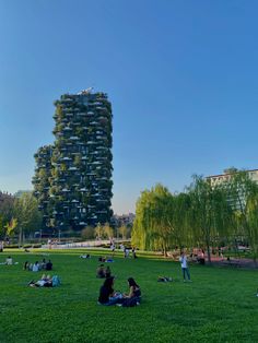 Milan Italy Italian Summer Vibes Aesthetic Life City Life Milano Park Nature Milan City Life, Milan Student Life, Milan City Aesthetic, Living In Milan Aesthetic, Life In Milan, Milan Attractions, Milano Apartment, Milan Lifestyle, City Life Milano