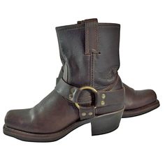 Frye 77455 Harness 8 R Brown Leather Pull On Motorcycle Riding Biking Boots Women's Size 6 Style No: 77455 Item Description: Sport The Same Great Harness American Flair In A Shorter Boot. The Long-Revered Design Features Cushioned Shock-Absorbing Memory Insoles, A Pitched Heel With Rubber Heel Lift, And Durable Goodyear Welt Construction. Oiled Leather Upper Unlined Rubber Outsole Goodyear Welt Construction Made In Usa Fr090720#6 Brown Motorcycle Boots, Brown Motorcycle, Bike Boots, Frye Harness Boots, Womens Tall Boots, Leather Motorcycle Boots, Women's Motorcycle Boots, Womens Riding Boots, Harness Boots