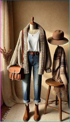 Cardigan With Belt Outfit, Brown Suede Ankle Boots Outfit, How To Style Brown Boots Ankle, Outfits With Brown Boots Ankle, Jeans And Brown Boots Outfit, Soft Autumn Outfit Ideas, Brown Boots Outfit Ankle, Brown Scarf Outfit, Brown Boots Outfit Winter