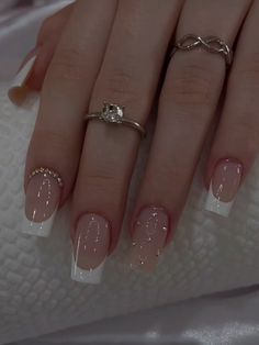 Simple Nail Designs With Gems, خواتم خطوبة, Fancy Nails Designs, Girly Acrylic Nails, Cute Gel Nails, Acrylic Nails Coffin Short, Pink Acrylic Nails, Elegant Nails