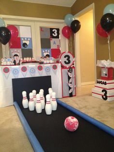 Homemade Bowling Alley, Bowling Alley Birthday Party Decor, Bowling Themed Party, Bowling Gender Reveal Ideas, Kids Bowling Party Ideas, Bowling Gender Reveal, Bowling Decor, Bowling Birthday Party Decorations, Bowling Decorations