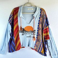 Features: Rare Free People We The Free Top Womens Small Boho Joshua Tree Slouchy Flawed Fair Used Condition - Signs Of Wear, Stains And Discoloration. Piling And Loose Threads. Sold As Is. Colors May Vary Slightly Due To Photo Lighting. Please See All Photos For Details. Length And Pit To Pit Approximate Measurements Provided. Key Words: Boho Floral Embroidered Worn In Distressed Casual Statement Piece Western Desert Free People Anthropologie 11/#0746/5 Size: Womens S Condition: Pre-Owned Fair Boho Sewing Projects, Upcycle Fashion Diy, Flannel Shirt Refashion, Western Desert, Upcycle Sweatshirt, Dress Sewing Tutorials, Upcycle Clothes Diy, Funky Outfits, Shirt Refashion