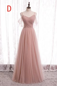 Elegante blush roze tule bruidsmeisje jurk Pink Floor-length Bridesmaid Dress With Sweep Train, Pink Bridesmaid Gown For Prom Season, Pink Sweetheart Neckline Bridesmaid Gown, Pink Floor-length Bridesmaid Evening Dress, Pink Floor-length Bridesmaid Dress For Wedding, Pink Bridesmaid Dress For Prom Season, Elegant Peach Tulle Dresses, Elegant Pink Tulle Bridesmaid Dress, Pink Tulle Bridesmaid Dress For Banquet