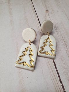 white and gold christmas tree earrings