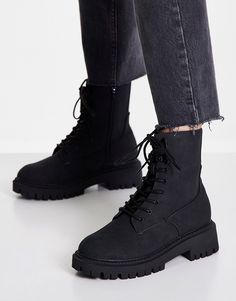 Boots by Office These boots are everything Lace-up fastening Round toe Chunky sole Lugged tread Boot Leggings Outfit, Chunky Lace Up Boots, Legging Outfit, Conservative Outfits, Lace Up Ankle Boots, Black Ankle Boots, Outfits With Leggings, Latest Fashion Clothes, Lace Up Boots