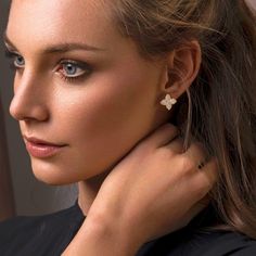 Timelessly elegant, these Princess Flower collection Earrings by Roberto Coin will quickly become your go-to piece in your jewellery box. Beautifully crafted in the finest 18ct yellow and white gold, the flower-shaped Earrings are adorned with 0. 037ct of glittering diamonds ensuring your look exudes luxury and sophistication. The Earrings feature Roberto Coin's signature hidden ruby to wish the wearer a life filled with happiness. Roberto Coin Jewelry, Pink Jewellery, Coin Jewellery, Gold Diamond Stud Earrings, Rubies And Diamonds, Morganite Earrings, Princess Earrings, Princess Flower, Gold Diamond Earrings Studs