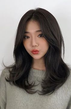 Korean Long Hair, Bangs With Medium Hair, Hairstyles For Layered Hair, Girl Haircuts, Long Layered Hair, Short Hair With Bangs