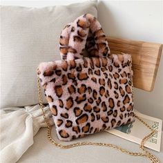 Brand Name: DKQWAITHandbags Type: Shoulder BagsTypes of bags: Shoulder Crossbody BagsMain Material: Faux FurLining Material: PolyesterShape: FLAPPlace Of Origin: GUANG DONG ProvinceOrigin: CN(Origin)Hardness: SoftPattern Type: LeopardInterior: Cell Phone PocketDecoration: NONEExterior: NONEOccasion: VersatileClosure Type: HaspGender: WOMENStyle: FashionModel Number: 465465Number of Handles/Straps: Single Fur Bag Outfit, Fluffy Bags, Aesthetic Korean Fashion, Female Leopard, Fur Bags, Winter Handbags, Leopard Tote, Designer Leather Bags, Luxury Tote Bags