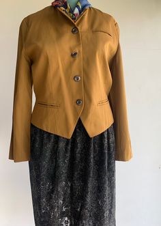 "👉How do I measure the blazer❓ I measure my garment in centimeters and inches when the FRONT of the garment faces up and LAYS FLAT  -Shoulder to shoulder: shoulder seam to shoulder seam -Bust: underarm seam to underarm seam, doubled -Sleeve: shoulder seam to cuff -Waist: the smallest part of the waist (close to the natural waist), doubled -Length: the seam at the base of the BACK collar to hemline 📏ACTUAL MEASUREMENT OF THE BLAZER Shoulder to shoulder: 40cm/15.7'' Bust: 94cm/37''  Waist: 84cm/33.1'' Sleeve:  56.7cm/22.3''     Length: 49cm/19.3'' 🚦KEEP IN MIND -Please read the evaluation report of this vintage garment before making the order (see the last photo -The scarf and skirt are for showing our styling idea -Please check our product listing on \"80s Gold Metallic Lace Skirt in Bla Tailored Fall Skirt Suit With Pockets, Tailored Single-breasted Cropped Jacket With Long Sleeves, Tailored Single Breasted Cropped Jacket With Long Sleeves, Tailored Cropped Jacket With Long Sleeves For Fall, Classic Fitted Cropped Jacket For Fall, Fitted Fall Cropped Jacket With Suit Collar, Formal Cropped Jacket With Button Closure For Fall, Formal Cropped Jacket With Hidden Button For Fall, Fitted Single Breasted Cropped Jacket For Fall