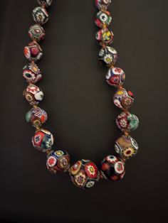 Vintage Jewelry With Large Round Beads, Multicolor Retro Jewelry For Vintage Collection, Vintage Single Strand Jewelry For Wedding, Vintage Single Strand Wedding Jewelry, Vintage Round Hand-strung Jewelry, Vintage Multicolor Single Strand Necklace, Vintage Glass Beaded Single Strand Necklace, Vintage Multicolor Necklace With Spacer Beads, Vintage Beaded Necklace With Polished Beads