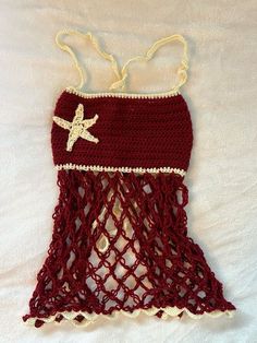 Tops En Crochet, Crochet Beach Top, Red And White Crochet, Mermaid Top, Crochet Design Pattern, Crochet Clothing And Accessories, Crochet Inspo, Crochet Fashion Patterns, Fun Crochet Projects