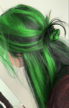 I Love Women Round Pfp, Green Under Black Hair, Electric Blue And Purple Hair, Crazy Colored Hair Ideas, Chunky Green Highlights In Black Hair, Green Hair Dye Ideas For Brunettes, Hair Inspo Color Green, Cute Hairstyles Color, Types Of Hair Dye Techniques