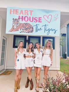 CUSTOM HOUSE BANNER! I will work with you to customize the perfect design! Expect 2-week shipping & processing College House Signs, Parents Weekend Banner, Gameday Banner, Game Day Banner, Bid Day Banner, Homecoming Banner, Anything But Clothes, College Banner, Banner Inspiration