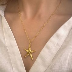 Gold starfish Necklace! Gold star Necklace! This Starfish necklace is so impressive. Are you looking for a beach necklace? This statement necklace is a great idea. You can wear it as a layered necklace for a great summer style. ✔️24K gold plated starfish necklace✔️ with the shape of a starfish or a star.   Handmade with love in the Greek beautiful island of Milos You can wear it alone or as a stacked necklace.   With a boho style, they're a perfect choice for a gift to her.   🎁IS IT A GIFT?🎁 T Big Stud Earrings, Statement Necklace Gold, Necklace Star, Star Necklace Gold, Beach Necklace, Fish Necklace, Studs Gold, Starfish Earrings, Stacked Earrings