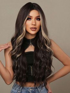 Half Dark Half Light Hair, Spring 2023 Hair Trends Brunette, Blonde Money Piece Dark Hair, Brunette Money Piece Balayage, Dark Hair With Light Front Face Framing, Peekaboo Balayage, Bold Money Piece Hair, Dark Hair With Lowlights, Edgy Hair Color Ideas