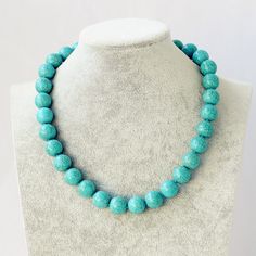 This design is simple, classic, elegant, fit for any occasion such as daily wearing home and office. It's carefully packed in beautiful jewelry box making it perfect for gift giving on valentines day, Christmas, Birthdays, Anniversaries or simply because you're thinking of someone special. Material: Turquoise bead Bead size:16mm/0.629 inch Necklace size: 18 inch (Neck size 18 inches) Color: turquoise Packing: Beautiful Pouch All items in my shop are made to order. Most of the time it takes 1-3 b Turquoise Necklace With Large Beads As Gift, Elegant Turquoise Necklace With Round Beads As Gift, Turquoise Round Beaded Necklace For Gifts, Round Turquoise Necklace With Large Beads For Gift, Chunky Bead Necklaces, Jewellery Box Making, Turquoise Bead Necklaces, Chunky Beads, Turquoise Howlite