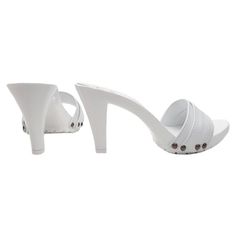 HANDMADE CLOGS white lacquered platform white leather upper heel 9 cm craftsman-made Design style Kiara Shoes DON'T FORGET TO CHECK THE SIZE BEFORE COMPLETING THE ORDER White Closed Toe Mules With 4-inch Heel, White Slip-on Heels With Wooden Heel, White Platform Clogs With Round Toe, White Platform Clogs With Closed Toe, White Platform Slip-on Clogs, White Closed Toe Platform Clogs, White Sandals With Deep Heel Cup And Round Toe, Modern White Mules With Round Toe, Modern White Closed Toe Mules