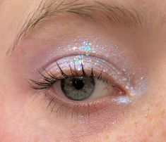 Beach Aesthetic Makeup, Opalescent Makeup, Childish Makeup, Ethereal Aesthetic Makeup, Cottage Makeup, Sparkly Eyeshadow, Funky Makeup