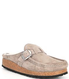 Birkenstock Buckley Outfit, Shearling Birkenstock Outfit, Shearling Clogs, Birkenstock Buckley, Birkenstock Outfit, Loafers Outfit, Birkenstock Women, Loafer Mules, Womens Slides