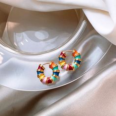 Material: Alloy Color: Picture style Fashion Element: Round Style: Korean Korean Style Picture Style, Niche Design, Style Korean, Earrings Vintage, Vintage Earrings, Style Fashion, Women's Earrings, Korean Fashion, Hoop Earrings