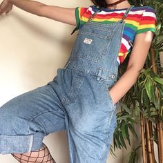 1990 Style, Clothing Grunge, Tokyo Street Fashion, Grunge Shirt, Queer Fashion, Rainbow Shirt, Moda Vintage, Grunge Style, Mode Vintage