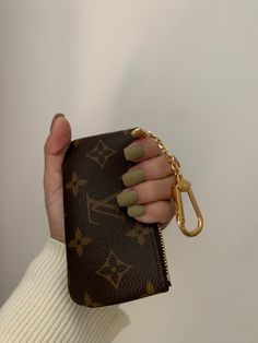 Lv Coin Pouch, Louis Vuitton Key Pouch Aesthetic, Lv Coin Purse, Dreams Vision Board, Lv Pouch, Aesthetic Luxury Lifestyle, Vestidos Sport, Lv Key Pouch, Amazon Wedding Registry